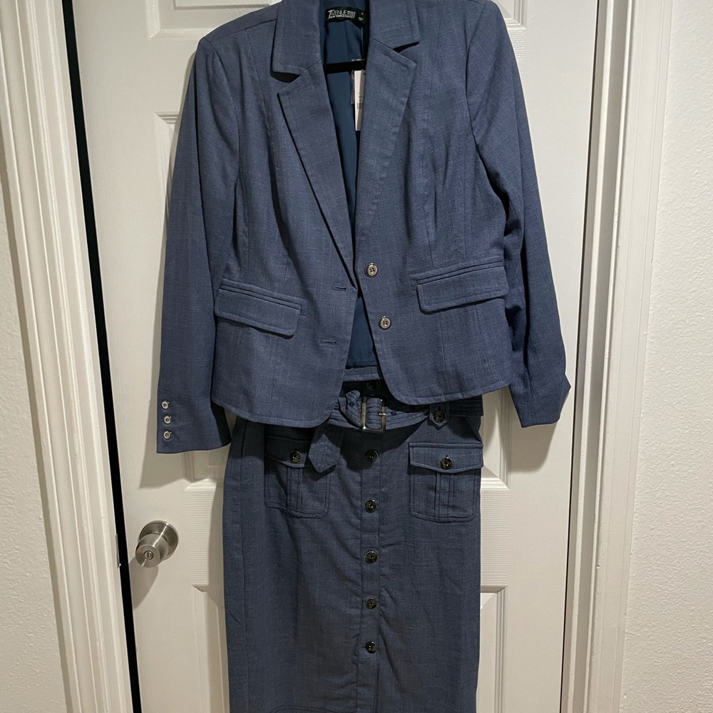 Blue linen skirt suit from New York & Co. size 10 for both